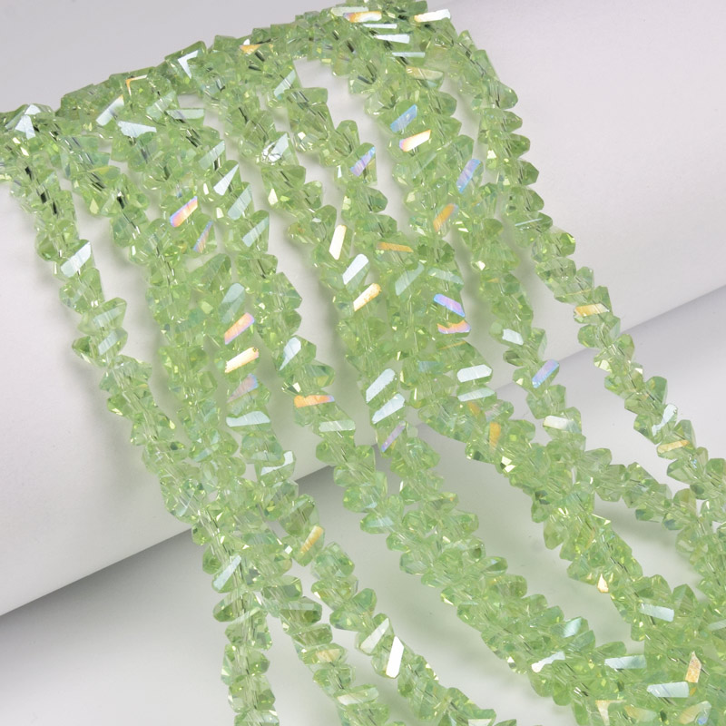 Бусины стеклянные скол (крошка), 6 мм, Салатовые (BUS-060952)