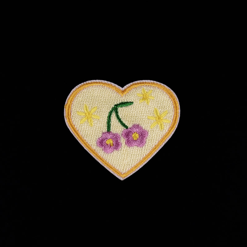 Аплікація на клейовій основі Серце, 4,5х4 см, Жовта (APL-055026)