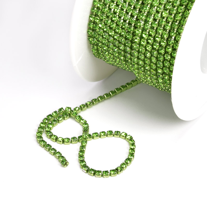 Стразовий ланцюг SS6 - 2,0 мм, салатовий, Стрази скляні салатові (ZEP-040481)