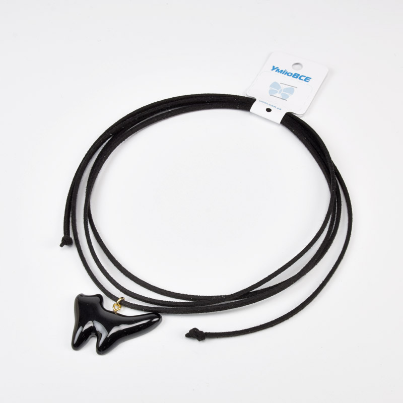 Підвіска Котик на шнурку, 40х27 мм (BUS-059017)