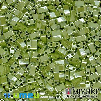 Бисер японский Miyuki HALF TILA №439, 5х2,3 мм, Салатовый (BIS-046072)