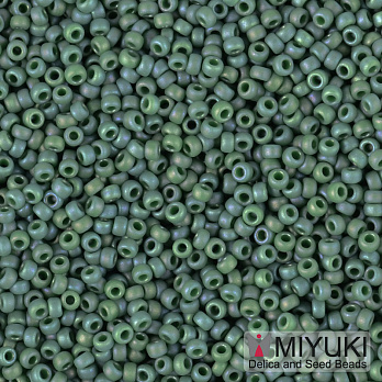 Бисер японский Miyuki круглый RR 15/0 №4699, Зеленый матовый радужный (BIS-051212)