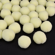 Помпоны бархатные 1,5 см, Кремовые (DIF-052568)