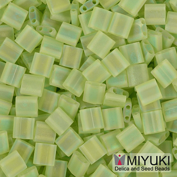 Бисер японский Miyuki TILA №143FR, 5х5 мм, Салатовый матовый АВ (BIS-053195)