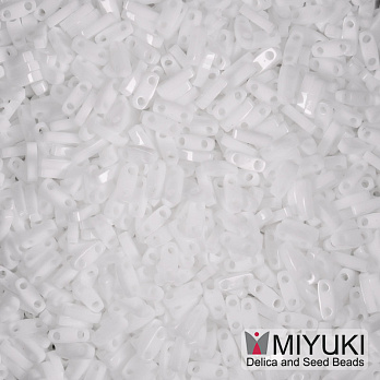 Бисер японский Miyuki QUARTER TILA №402, 5х1,2 мм, Белый (BIS-053267)